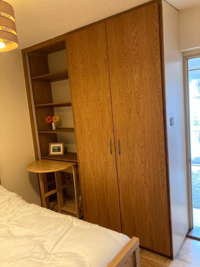 Apartmán Double Bed Self Contained Annexe 14B Is To The Right Of The Main House Salisbury Exteriér fotografie
