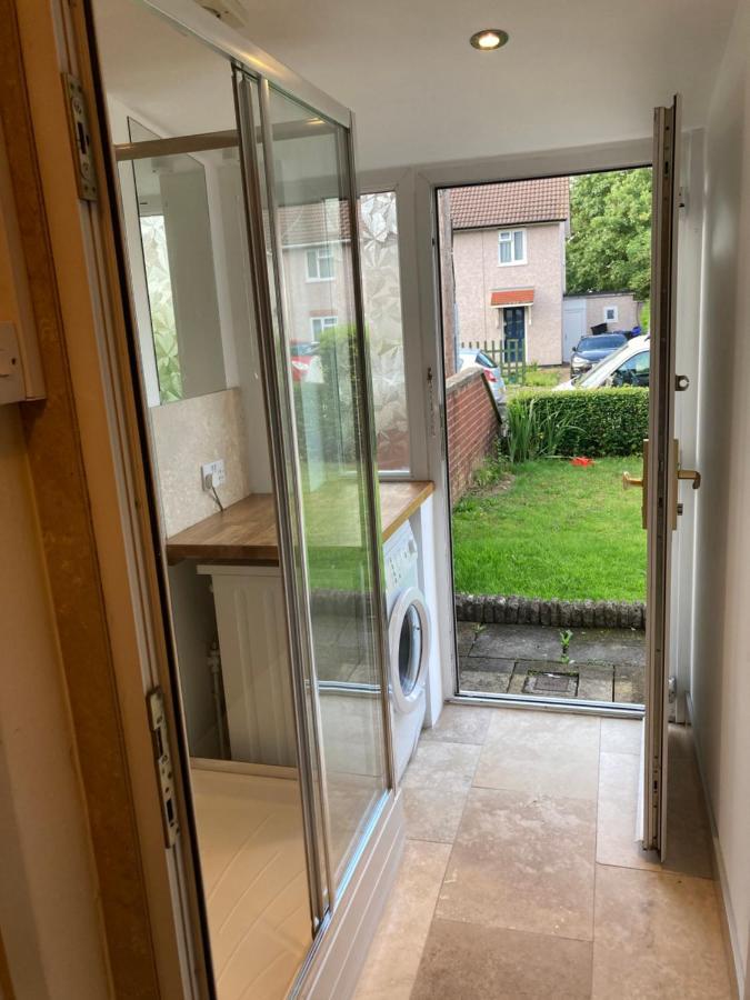 Apartmán Double Bed Self Contained Annexe 14B Is To The Right Of The Main House Salisbury Exteriér fotografie